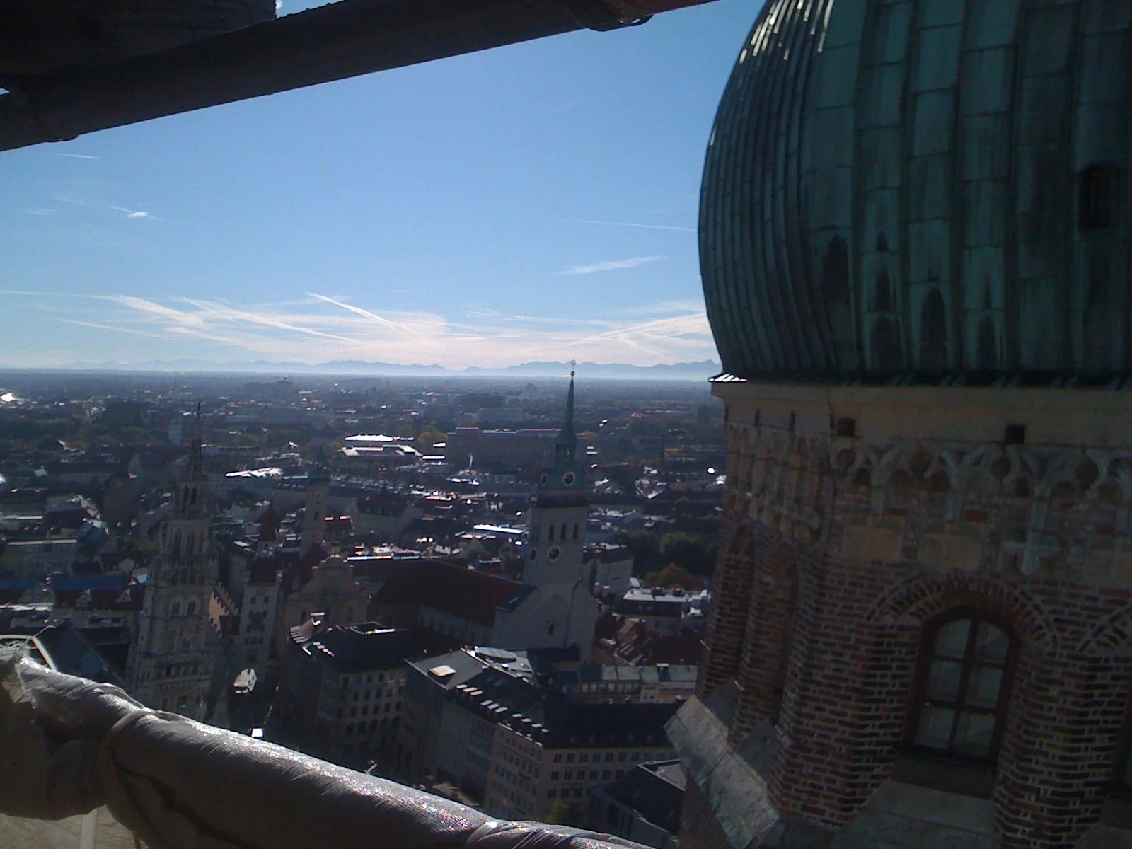 Blick vom Turm über München.
